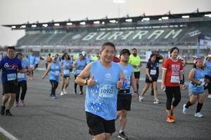 BIB: 52646, 51082, 51906
                            <button type="button" onclick="openModal(10465934)" class="btn btn-primary btn-sm float-right btn-popup" data-toggle="modal" data-target=".modal-high-quality">
                        <i class="fas fa-shopping-cart"></i> Add to Cart
                    </button>
                                            <button type="button" onclick="isThisMe(10465934, true)" class="btn btn-success btn-sm float-right btn-popup btn-isme hidden" data-toggle="tooltip" data-placement="bottom" title="นี่คือรูปของคุณใช่ไหม คลิกที่นี่เพื่อเอาเข้าอัลบั้ม">
                        <i class="fas fa-plus"></i> Add to album
                    </button>
                    <button type="button" onclick="isThisMe(10465934, false)" class="btn btn-warning btn-sm float-right btn-popup btn-isnotme hidden">
                        <i class="fas fa-ban"></i> Remove from album
                    </button>